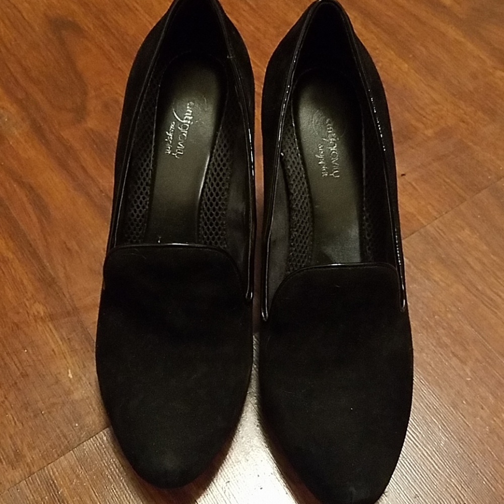 Shoe